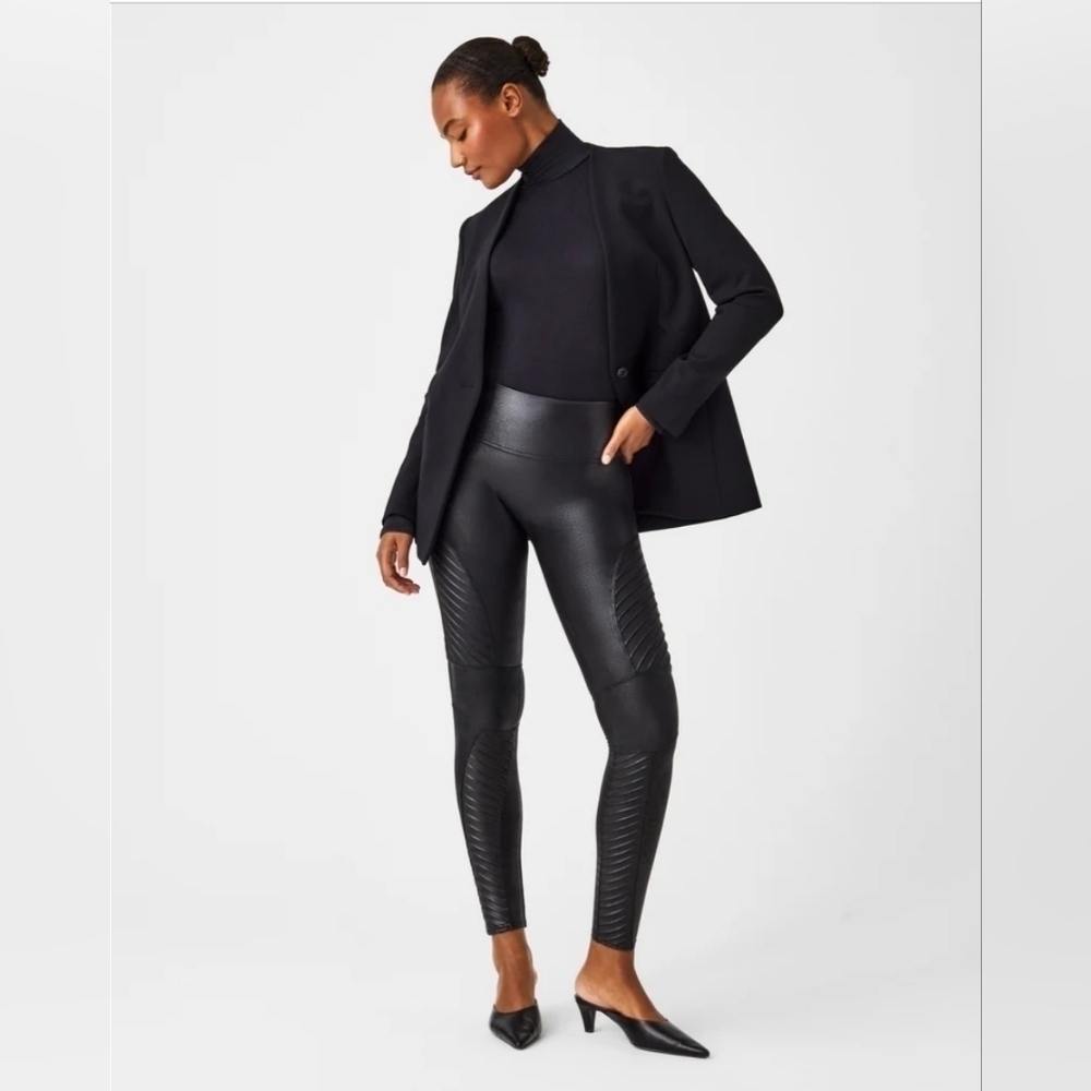 SPANX Faux Leather Moto Leggings Black High Rise Shaping Women's SP - Picture 3 of 13